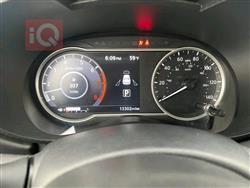 نيسان فيرسا